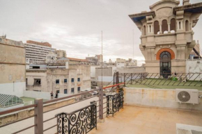 Penthouse with two terraces at the Old City [502]